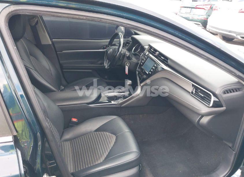 Photo 5 of 2020 Toyota Camry SE (VIN 4T1G11AK9LU331444)