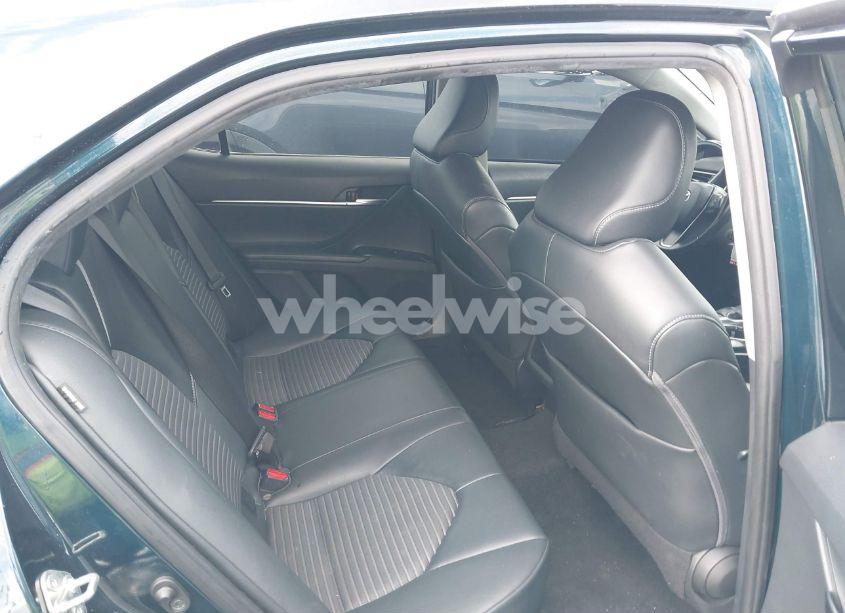 Photo 8 of 2020 Toyota Camry SE (VIN 4T1G11AK9LU331444)