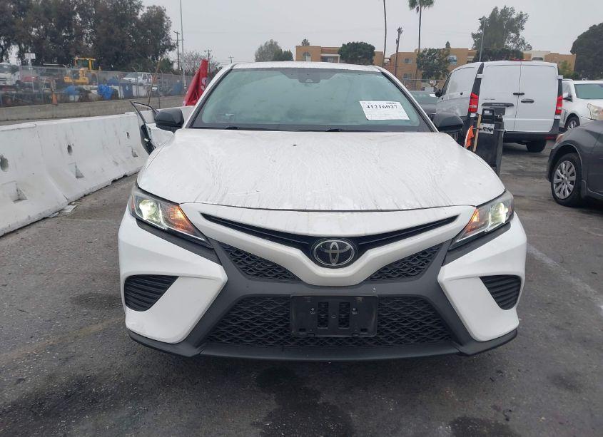 Photo 13 of 2020 Toyota Camry SE NIGHTSHADE EDITION (VIN 4T1G11AK9LU331458)
