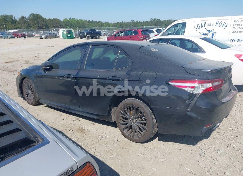 Photo 14 of 2020 Toyota Camry SE NIGHTSHADE EDITION (VIN 4T1G11AK9LU395452)