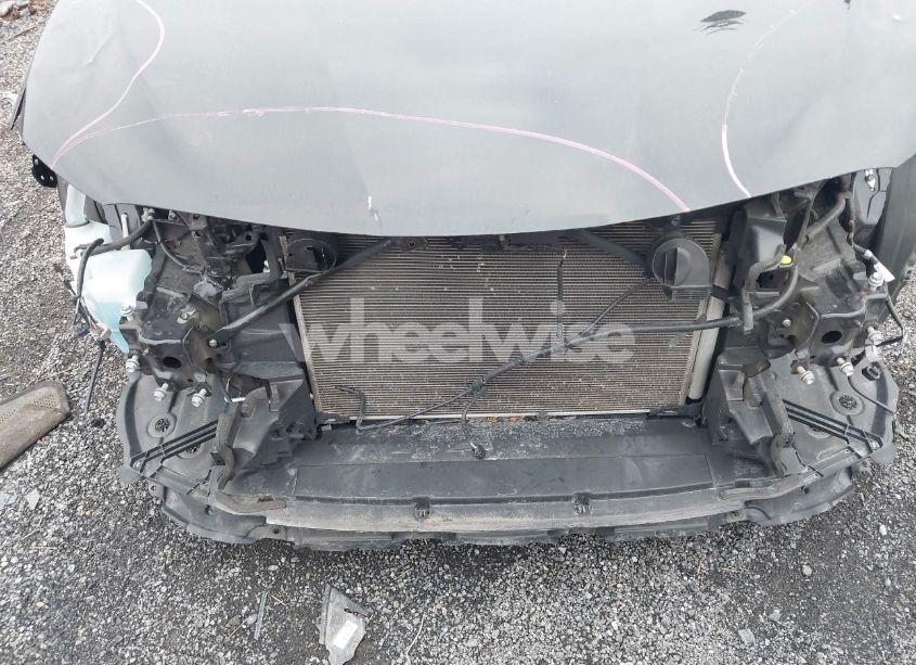 Photo 13 of 2020 Toyota Camry SE (VIN 4T1G11AK9LU908215)