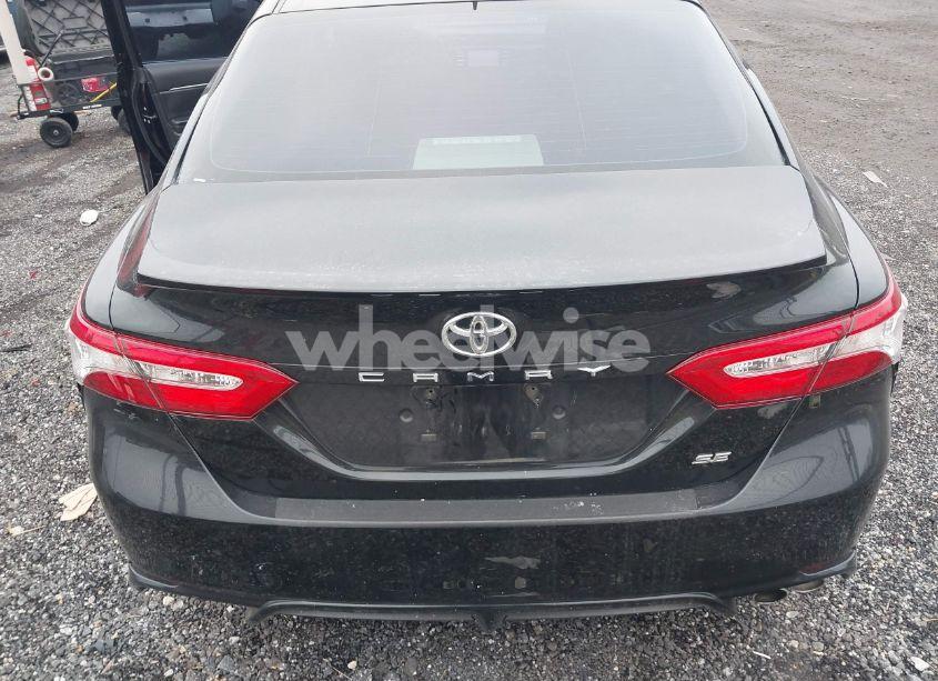 Photo 17 of 2020 Toyota Camry SE (VIN 4T1G11AK9LU908215)