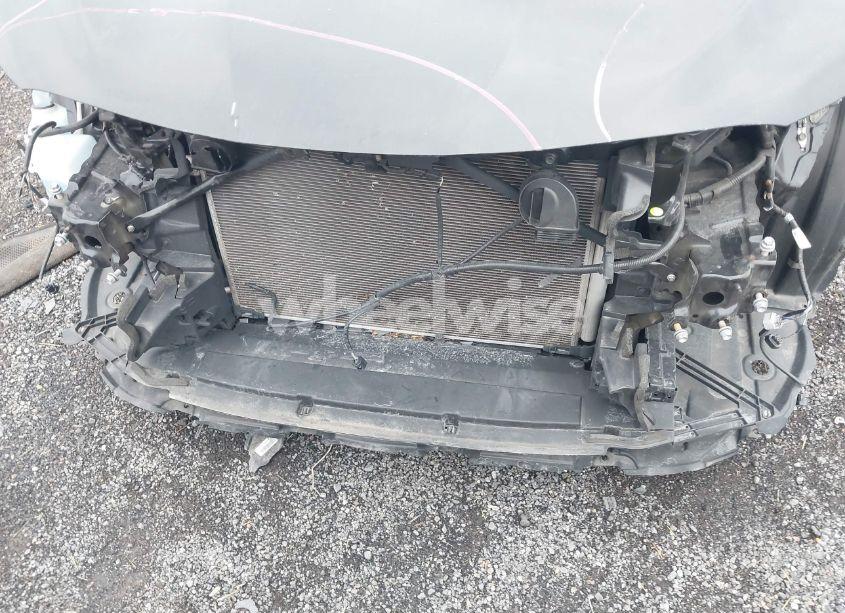 Photo 6 of 2020 Toyota Camry SE (VIN 4T1G11AK9LU908215)