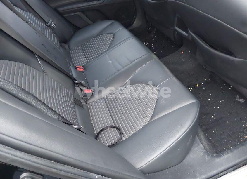 Photo 8 of 2020 Toyota Camry SE (VIN 4T1G11AK9LU908215)