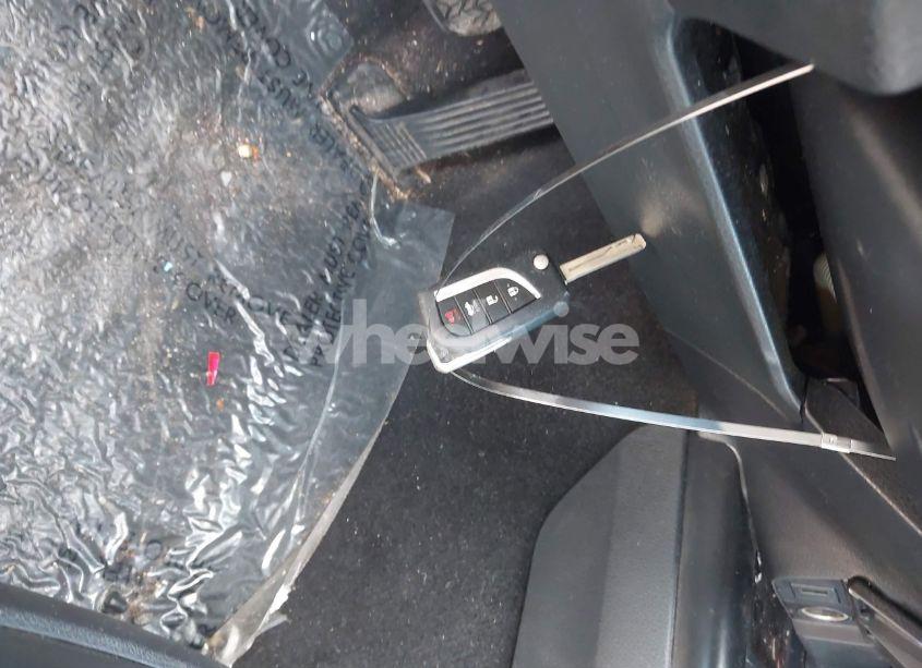 Photo 11 of 2020 Toyota Camry SE (VIN 4T1G11AK9LU939657)