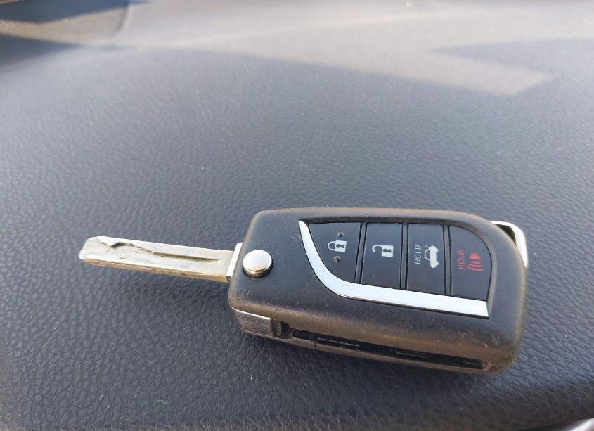 Photo 11 of 2020 Toyota Camry SE (VIN 4T1G11AK9LU940940)