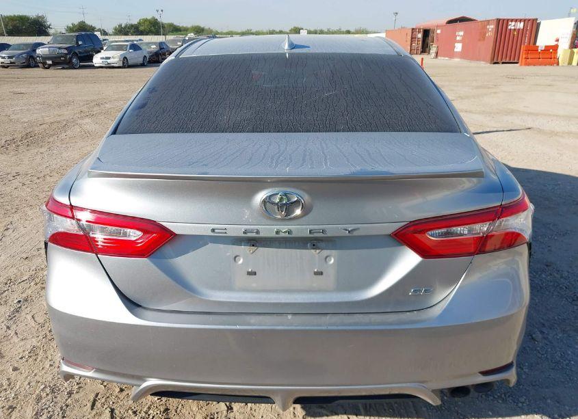 Photo 16 of 2020 Toyota Camry SE (VIN 4T1G11AK9LU940940)