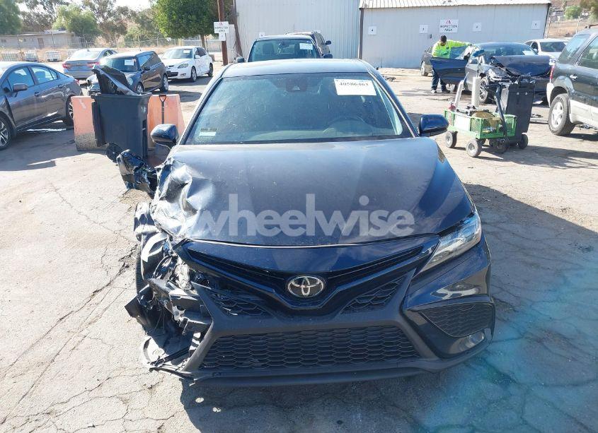 Photo 12 of 2021 Toyota Camry SE (VIN 4T1G11AK9MU407293)