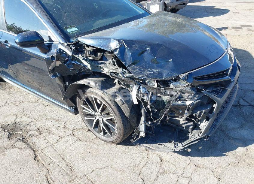 Photo 6 of 2021 Toyota Camry SE (VIN 4T1G11AK9MU407293)