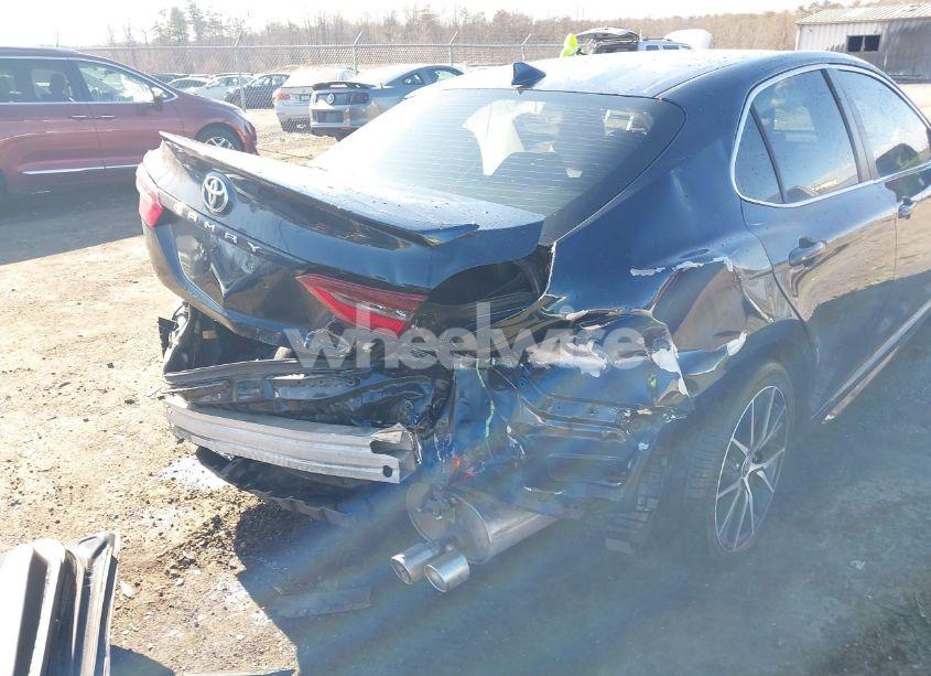 Photo 18 of 2021 Toyota Camry SE (VIN 4T1G11AK9MU461063)