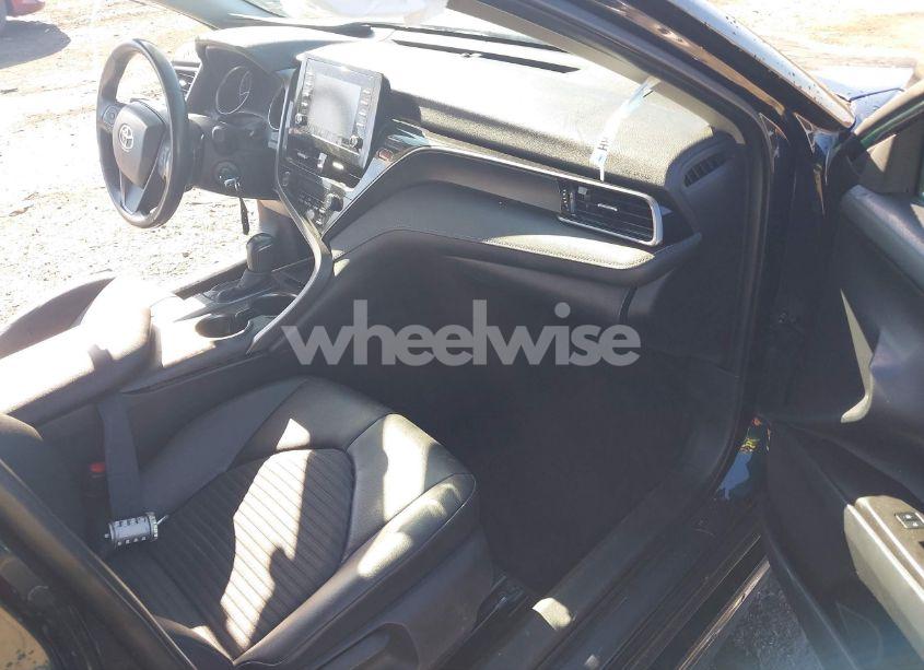 Photo 5 of 2021 Toyota Camry SE (VIN 4T1G11AK9MU461063)