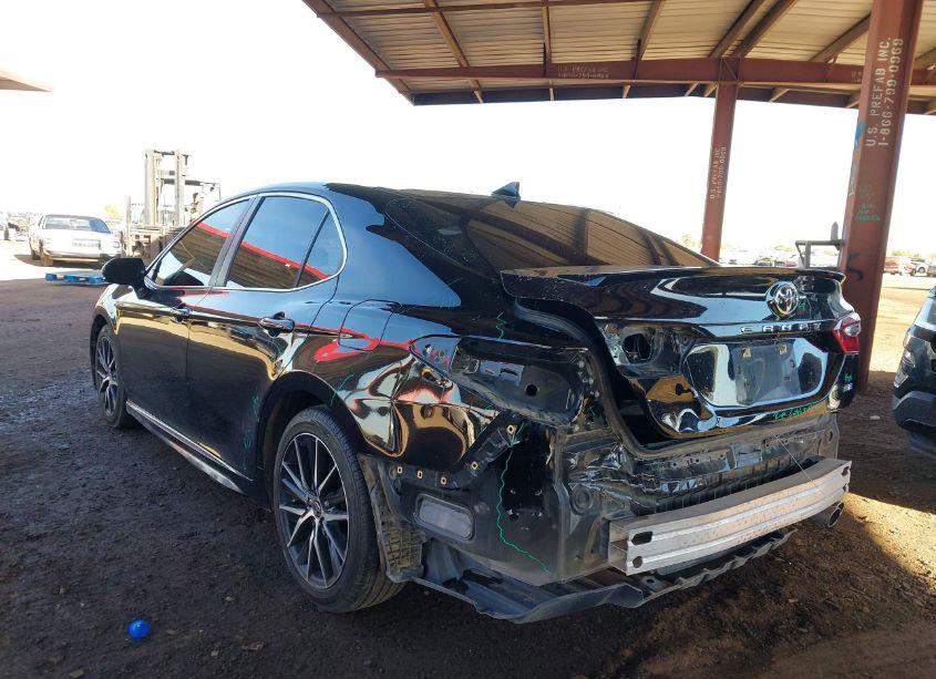 Photo 3 of 2021 Toyota Camry SE (VIN 4T1G11AK9MU469745)