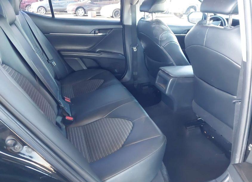 Photo 8 of 2021 Toyota Camry SE (VIN 4T1G11AK9MU469745)