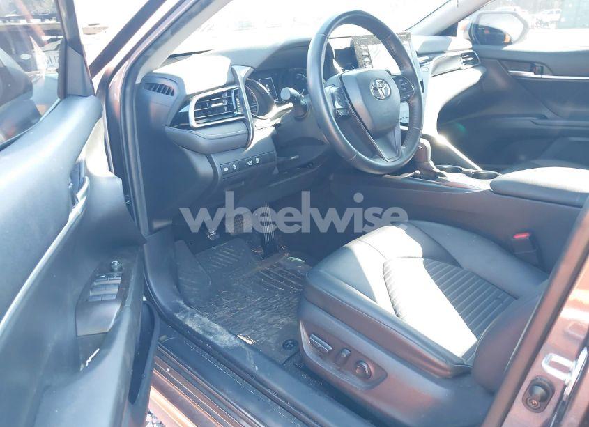 Photo 5 of 2021 Toyota Camry SE (VIN 4T1G11AK9MU493317)