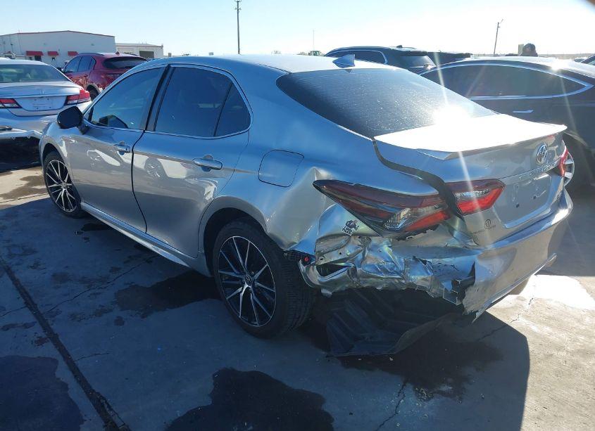 Photo 3 of 2021 Toyota Camry SE (VIN 4T1G11AK9MU529264)