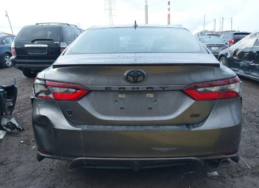 Photo 17 of 2021 Toyota Camry SE (VIN 4T1G11AK9MU537901)