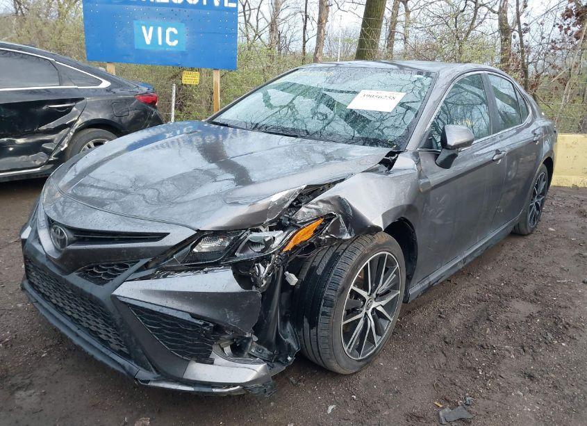 Photo 6 of 2021 Toyota Camry SE (VIN 4T1G11AK9MU537901)