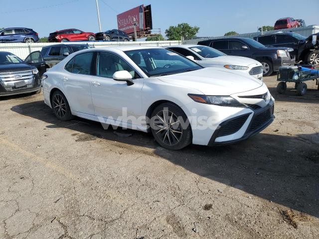 Photo 4 of 2021 TOYOTA CAMRY SE (VIN 4T1G11AK9MU542094)