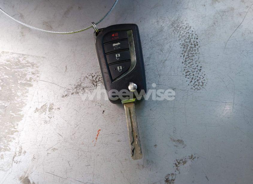 Photo 11 of 2021 Toyota Camry SE (VIN 4T1G11AK9MU547599)