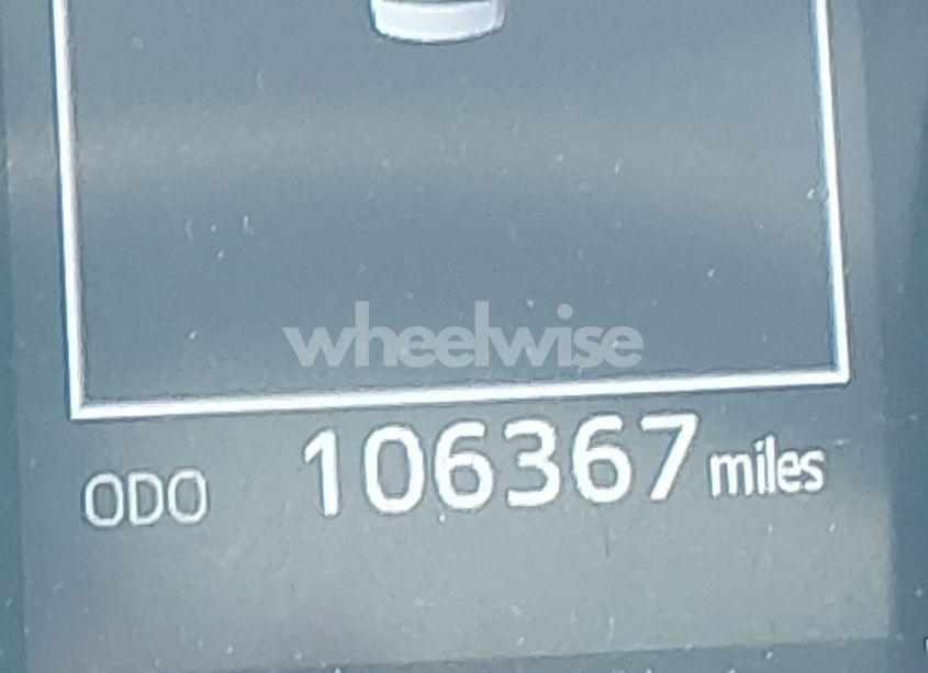 Photo 16 of 2021 Toyota Camry SE (VIN 4T1G11AK9MU553192)