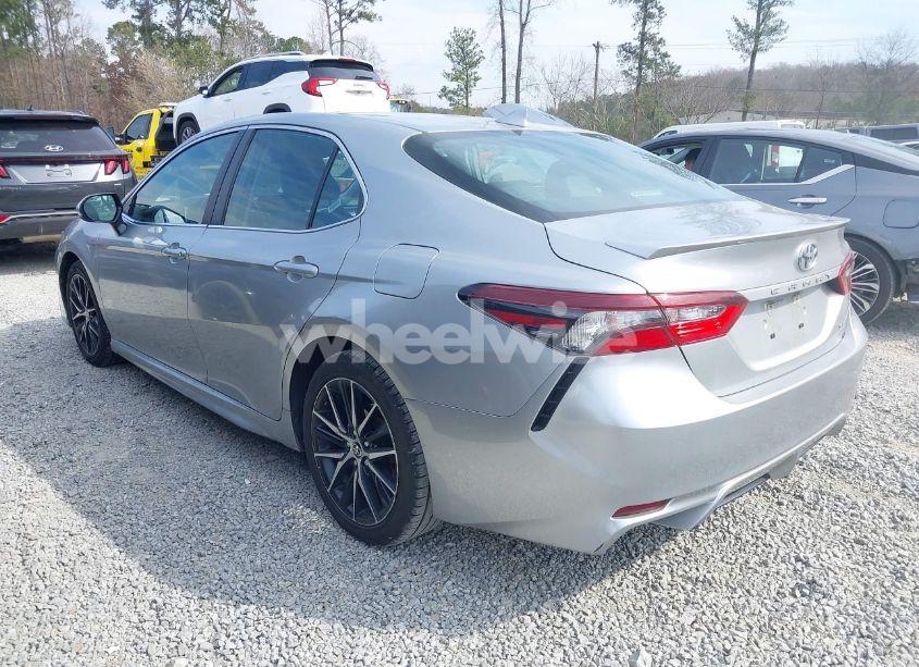 Photo 14 of 2021 Toyota Camry SE (VIN 4T1G11AK9MU553645)