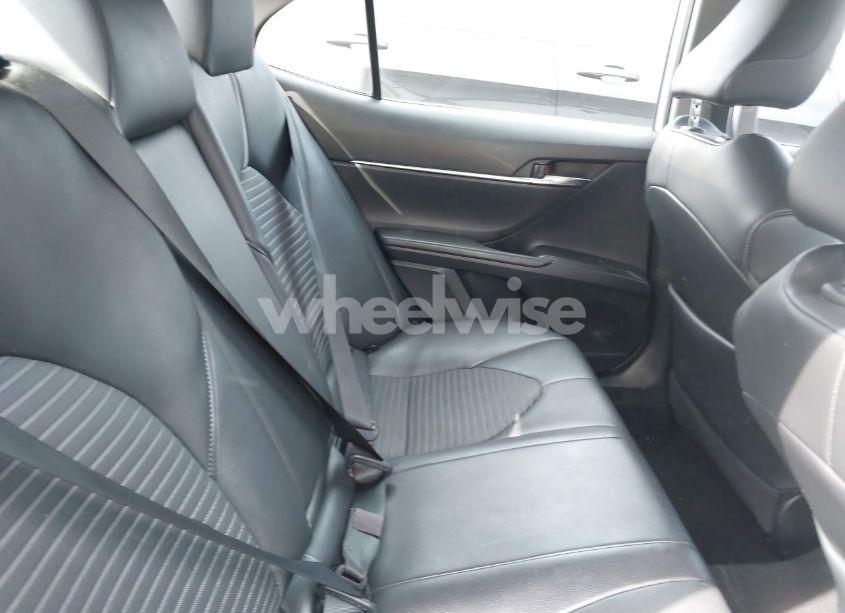 Photo 8 of 2021 Toyota Camry SE (VIN 4T1G11AK9MU553645)