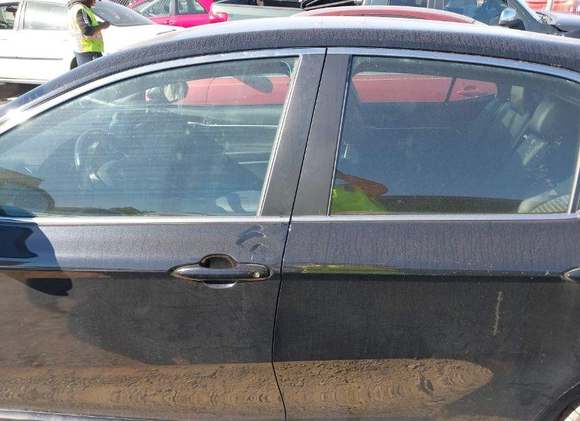 Photo 14 of 2021 Toyota Camry SE (VIN 4T1G11AK9MU560997)