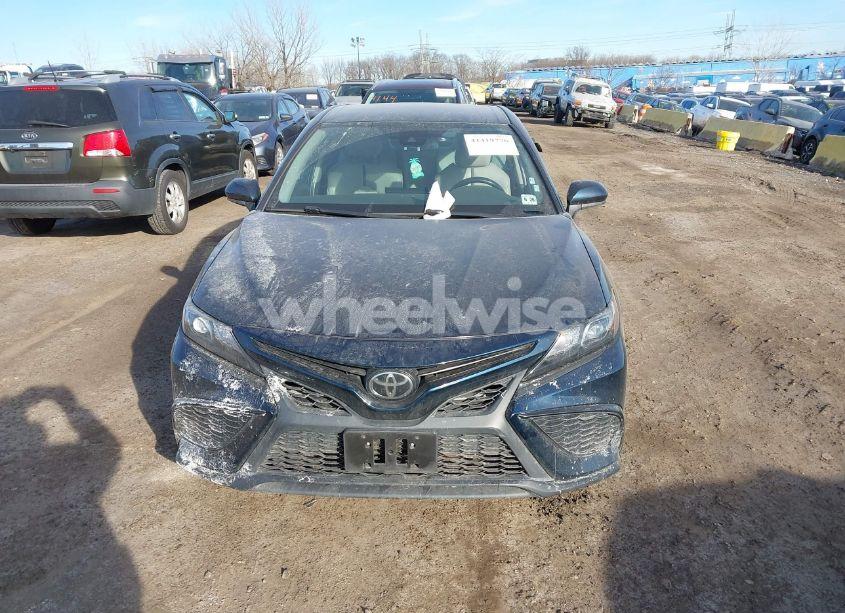 Photo 12 of 2021 Toyota Camry SE (VIN 4T1G11AK9MU595524)