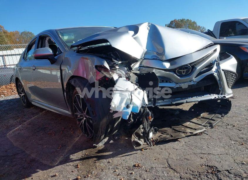 2021 Toyota Camry SE (VIN 4T1G11AK9MU597533) main photo