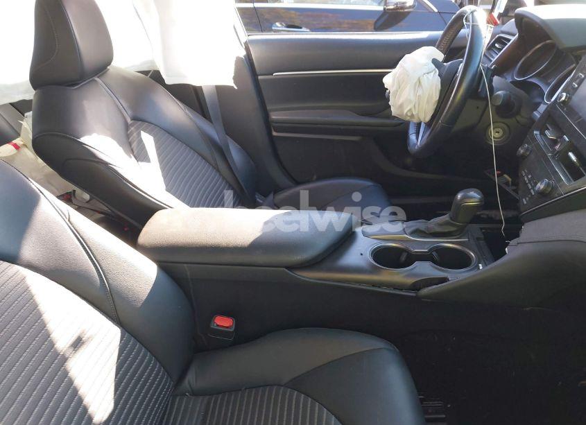 Photo 5 of 2021 Toyota Camry SE (VIN 4T1G11AK9MU597533)