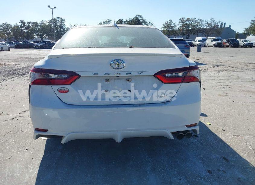 Photo 16 of 2021 Toyota Camry SE (VIN 4T1G11AK9MU598441)