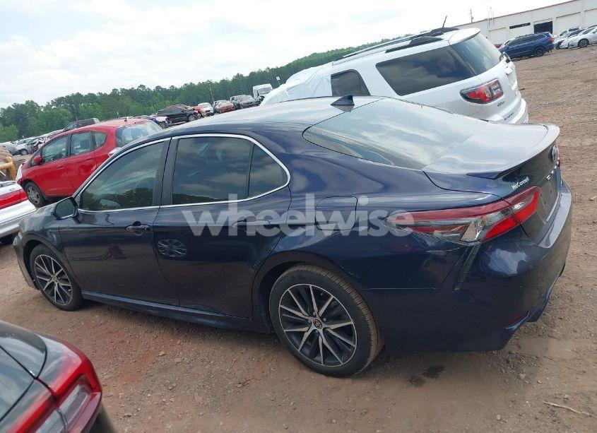 Photo 14 of 2021 Toyota Camry SE (VIN 4T1G11AK9MU613424)