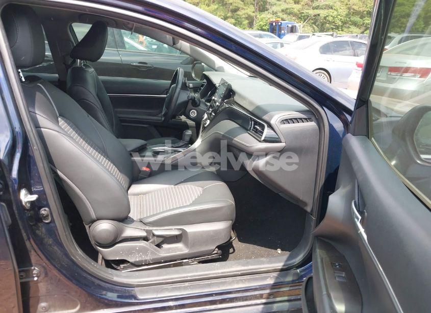 Photo 5 of 2021 Toyota Camry SE (VIN 4T1G11AK9MU613424)