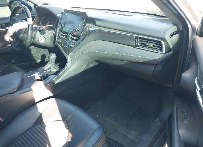 Photo 5 of 2022 Toyota Camry SE (VIN 4T1G11AK9NU017666)