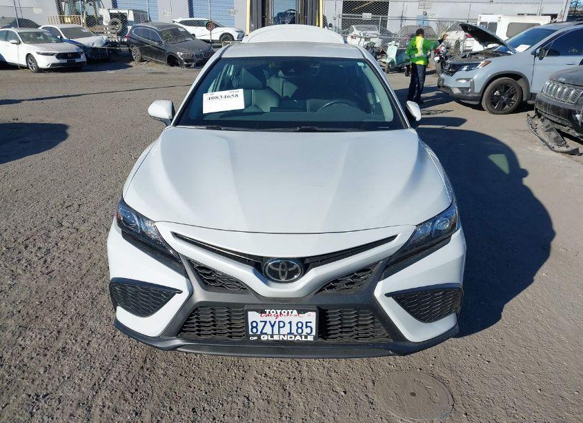 Photo 13 of 2022 Toyota Camry SE (VIN 4T1G11AK9NU021894)