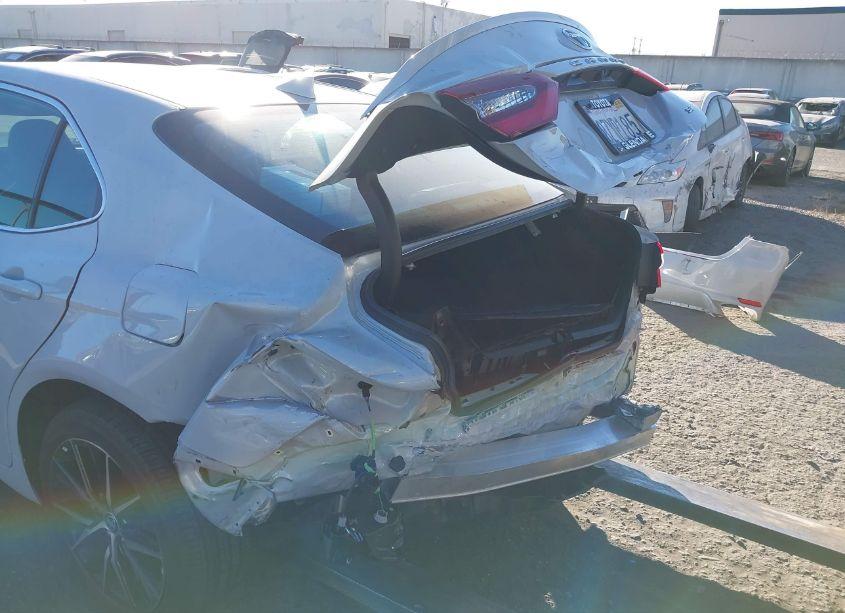 Photo 18 of 2022 Toyota Camry SE (VIN 4T1G11AK9NU021894)
