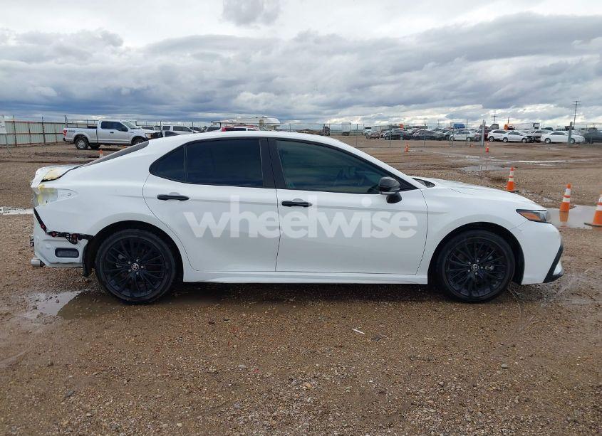 Photo 14 of 2022 Toyota Camry SE NIGHTSHADE EDITION (VIN 4T1G11AK9NU062249)