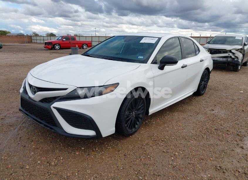 Photo 2 of 2022 Toyota Camry SE NIGHTSHADE EDITION (VIN 4T1G11AK9NU062249)