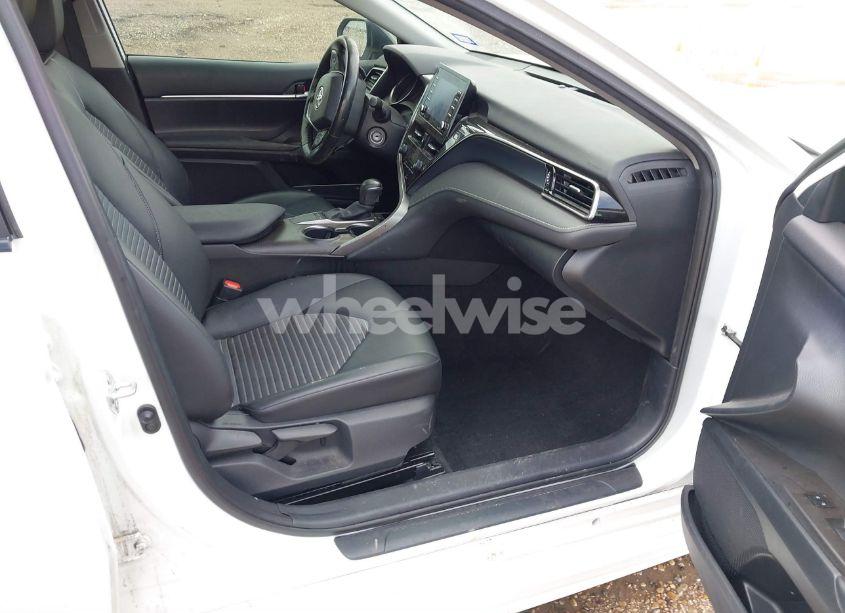 Photo 5 of 2022 Toyota Camry SE NIGHTSHADE EDITION (VIN 4T1G11AK9NU062249)