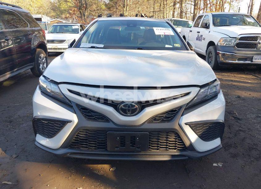 Photo 12 of 2022 Toyota Camry SE (VIN 4T1G11AK9NU069671)