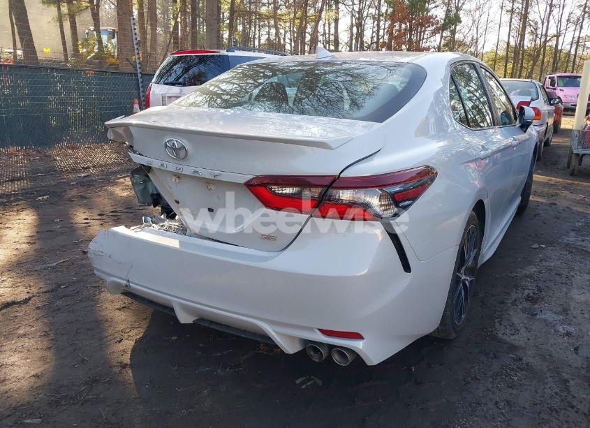 Photo 4 of 2022 Toyota Camry SE (VIN 4T1G11AK9NU069671)