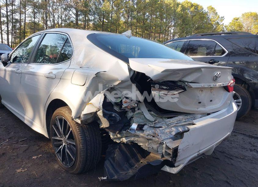 Photo 6 of 2022 Toyota Camry SE (VIN 4T1G11AK9NU069671)