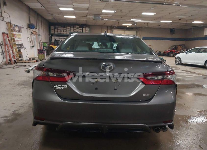 Photo 16 of 2022 Toyota Camry SE (VIN 4T1G11AK9NU074952)