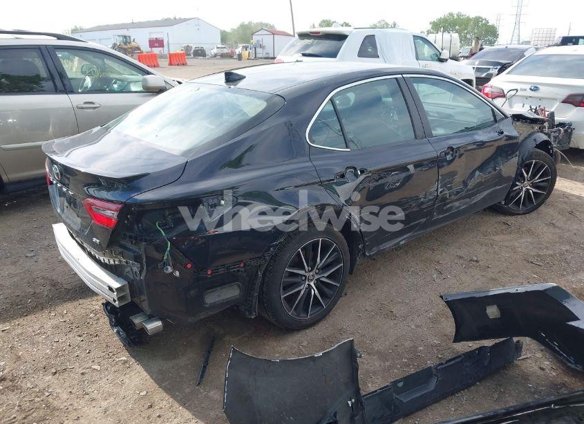 Photo 4 of 2022 Toyota Camry SE (VIN 4T1G11AK9NU622206)