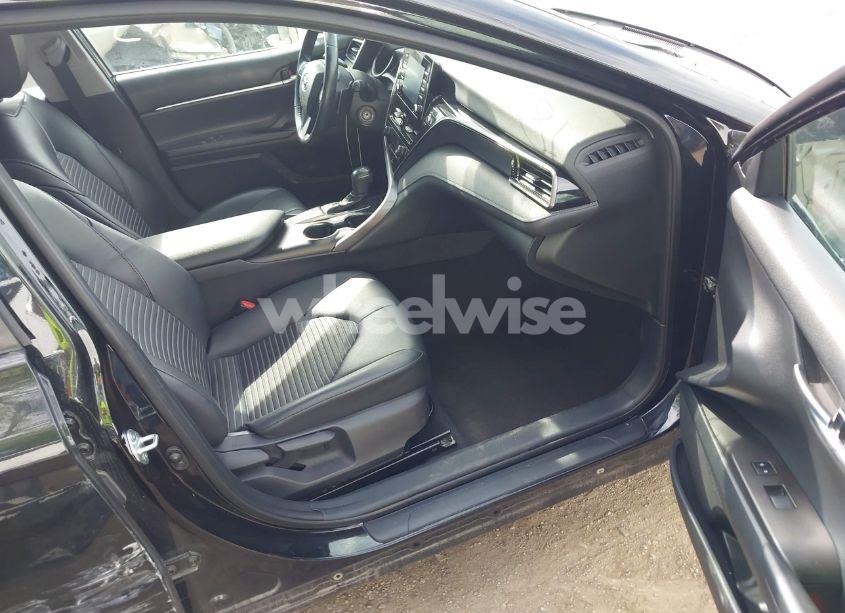 Photo 5 of 2022 Toyota Camry SE (VIN 4T1G11AK9NU622206)