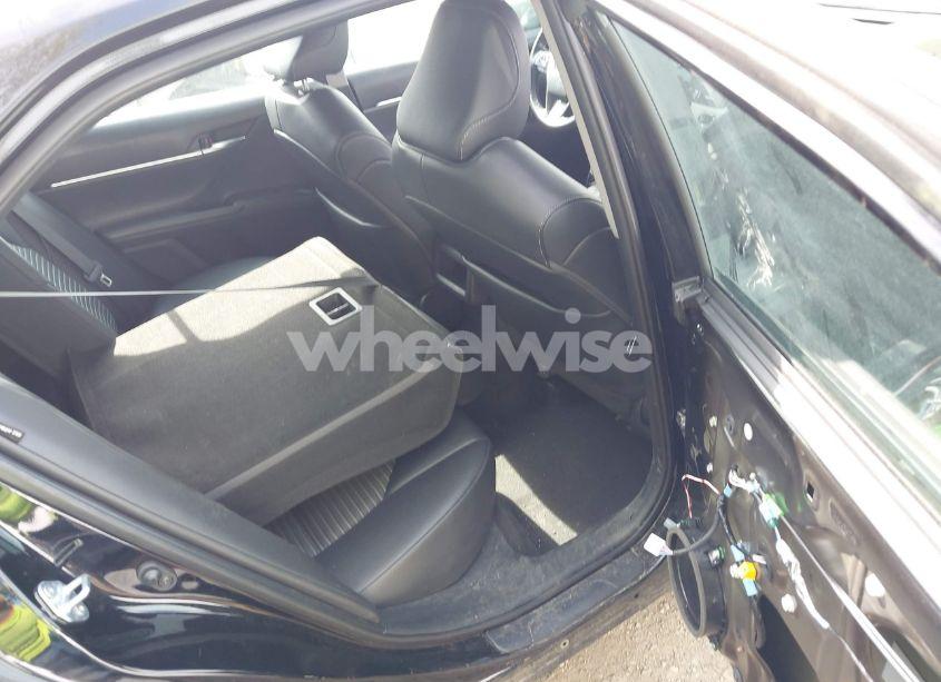 Photo 8 of 2022 Toyota Camry SE (VIN 4T1G11AK9NU622206)