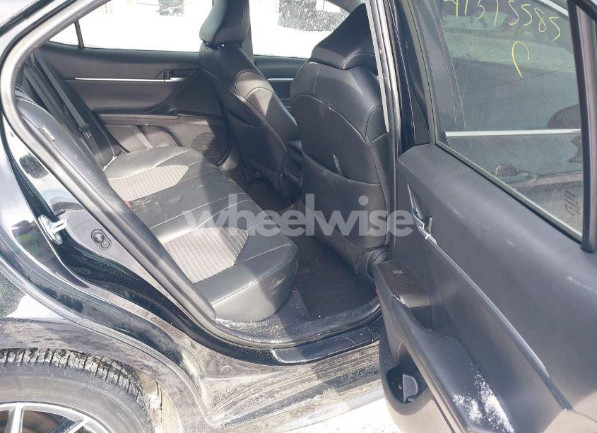 Photo 8 of 2022 Toyota Camry SE (VIN 4T1G11AK9NU622223)