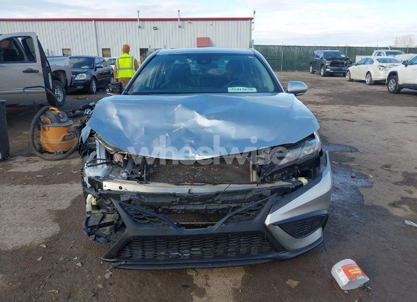 Photo 13 of 2022 Toyota Camry SE (VIN 4T1G11AK9NU640835)