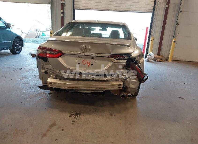 Photo 17 of 2022 Toyota Camry SE (VIN 4T1G11AK9NU686231)