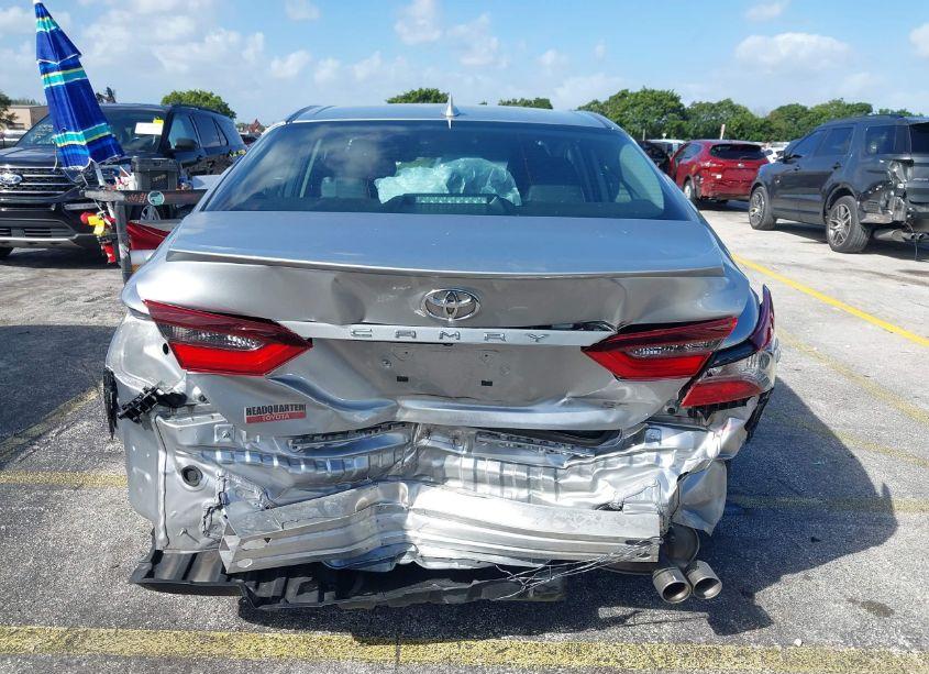 Photo 6 of 2022 Toyota Camry SE (VIN 4T1G11AK9NU717526)
